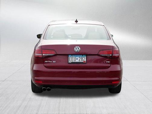 CARDINAL RED ME 2017 Volkswagen Jetta 1.4T SE