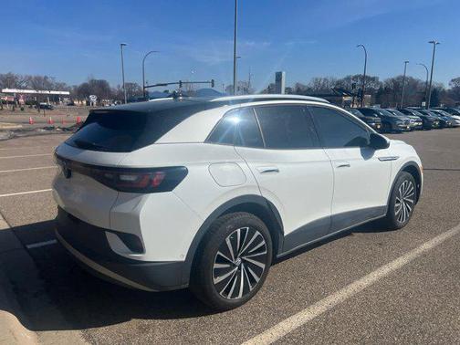 2023 Volkswagen ID.4 AWD Pro S Plus