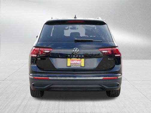 2024 Volkswagen Tiguan 2.0T SE 4MOTION
