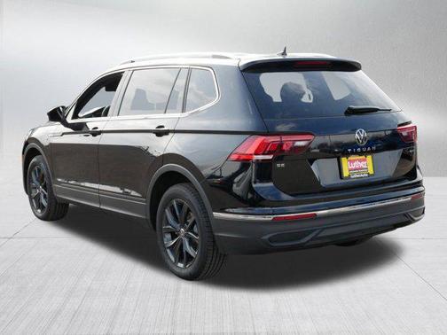 2024 Volkswagen Tiguan 2.0T SE 4MOTION