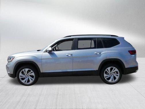 2022 Volkswagen Atlas 2.0T SE w/Technology 4MOTION