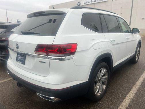 2022 Volkswagen Atlas 3.6L SE w/Technology