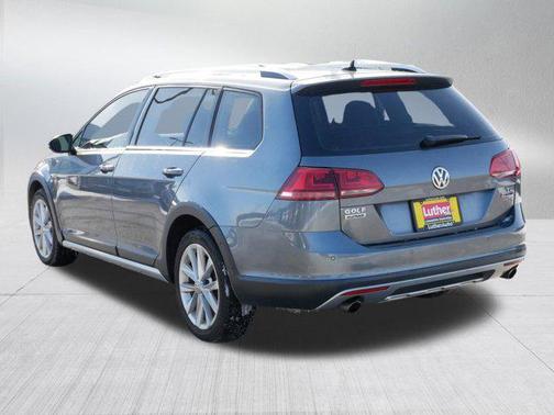 2017 Volkswagen Golf Alltrack TSI SE