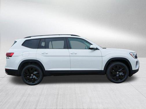 2026 Volkswagen Atlas 2.0T SE w/Technology 4MOTION