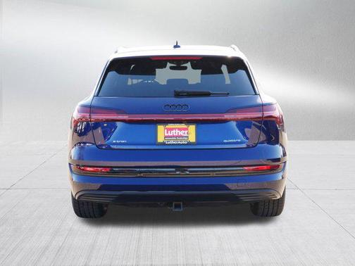 2021 Audi e-tron Premium