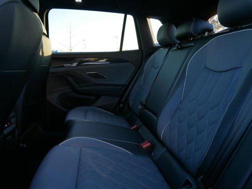 2026 Volkswagen Tiguan 2.0T SEL R-Line 4MOTION