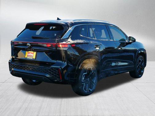 2026 Volkswagen Tiguan 2.0T SEL R-Line 4MOTION