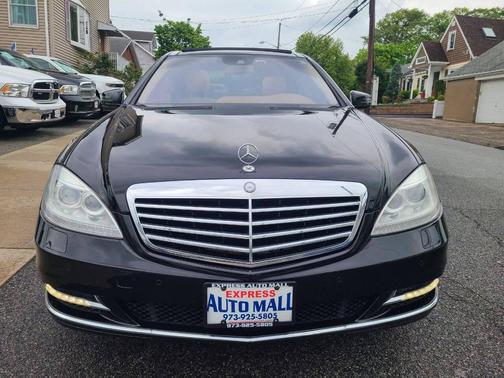 Black 2013 Mercedes-Benz S-Class 4MATIC
