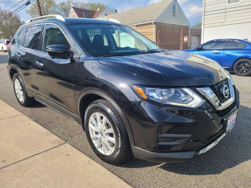 Magnetic Black 2017 Nissan Rogue SV