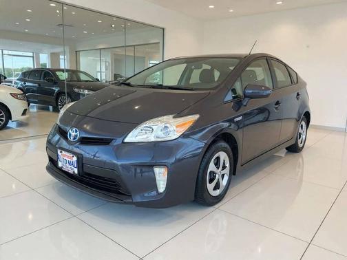 Winter Gray Metallic 2015 Toyota Prius Four