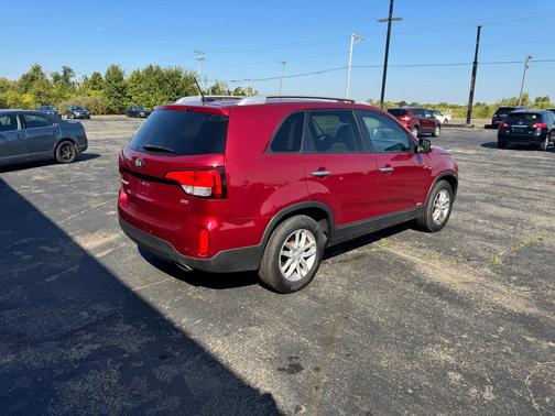 2015 Kia Sorento LX