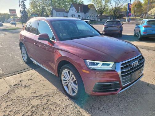 Matador Red Metallic 2018 Audi Q5 2.0T Premium Plus