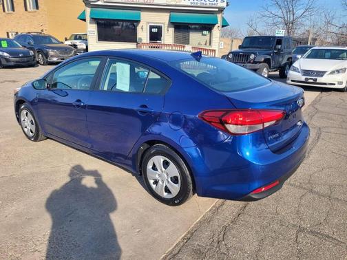 Deep Sea Blue 2017 Kia Forte LX