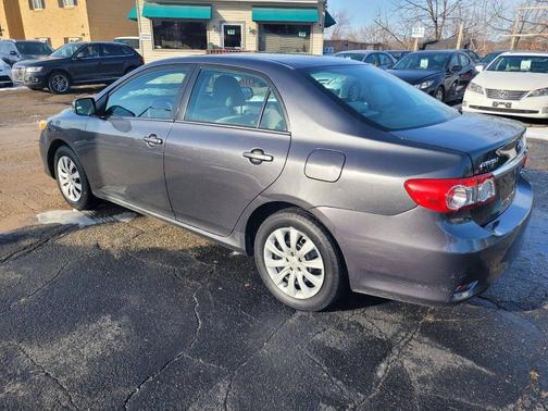 2013 Toyota Corolla LE
