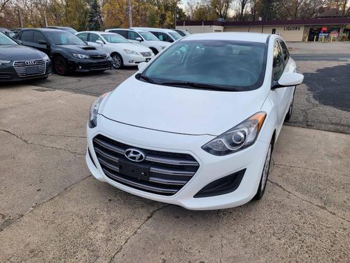 2016 Hyundai Elantra GT Base