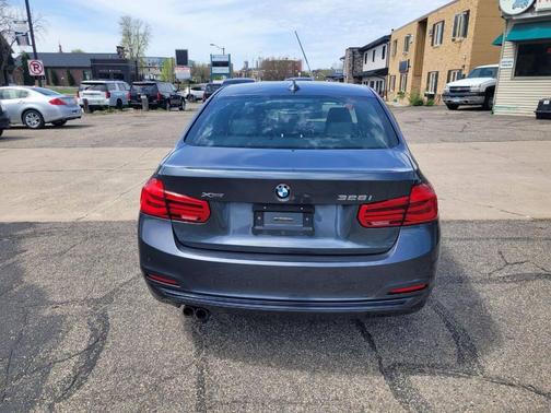 Mineral Gray Metallic 2016 BMW 328 xDrive