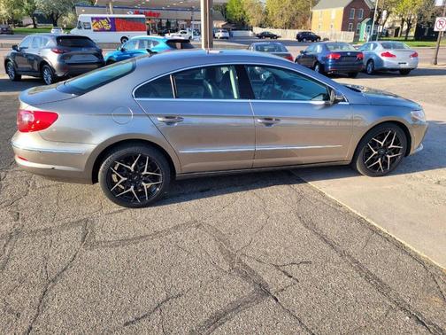 Reflex Silver Metallic 2012 Volkswagen CC Sport