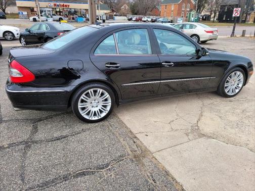 2008 Mercedes-Benz E-Class E 350 4MATIC AWD 4dr Sedan