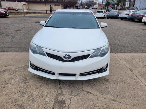 2013 Toyota Camry SE
