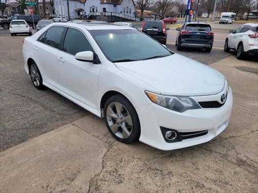 2013 Toyota Camry SE