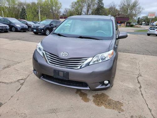 2013 Toyota Sienna XLE