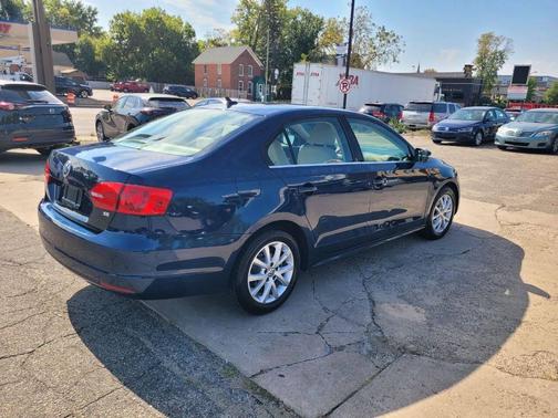 Tempest Blue Metallic 2014 Volkswagen Jetta Auto SE w/Connectivity