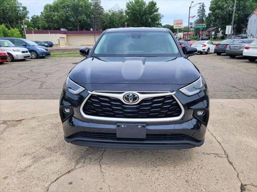 2021 Toyota Highlander LE
