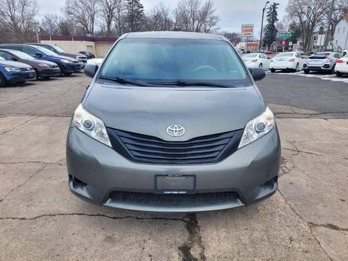 2012 Toyota Sienna Base