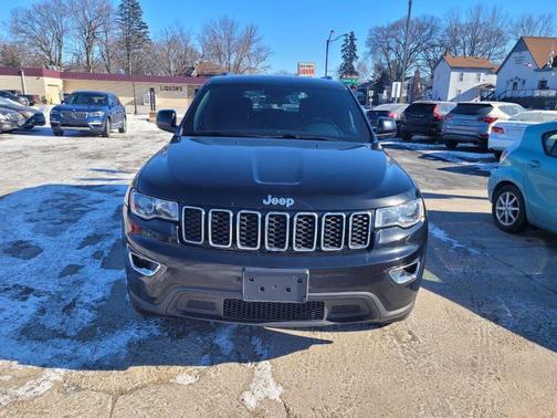 2018 Jeep Grand Cherokee Laredo E