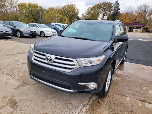 2012 Toyota Highlander SE
