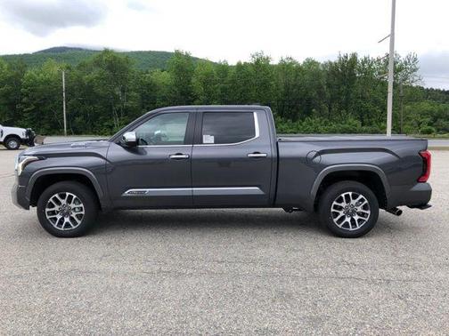 2025 Toyota Tundra Hybrid 1794 Edition