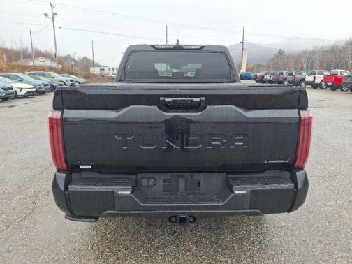 2026 Toyota Tundra Hybrid Platinum