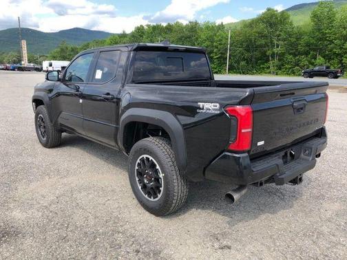 2025 Toyota Tacoma Hybrid TRD Off Road