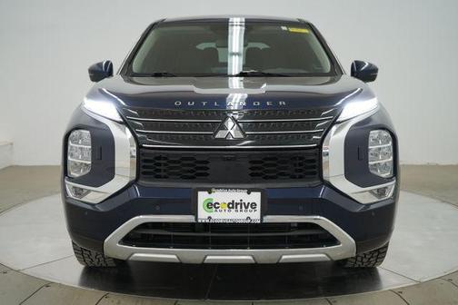 2023 Mitsubishi Outlander SE Special Edition