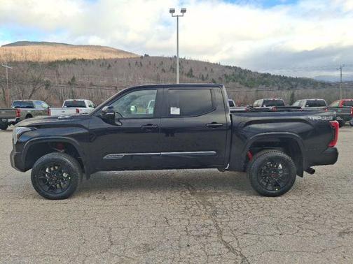 2026 Toyota Tundra Hybrid Platinum