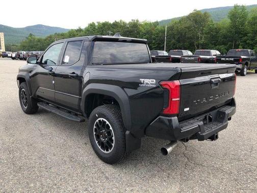 2025 Toyota Tacoma Hybrid TRD Off Road