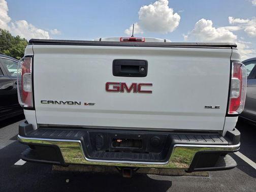Summit White 2019 GMC Canyon SLE