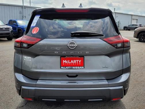 2025 Nissan Rogue SL