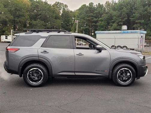 2025 Nissan Pathfinder Rock Creek