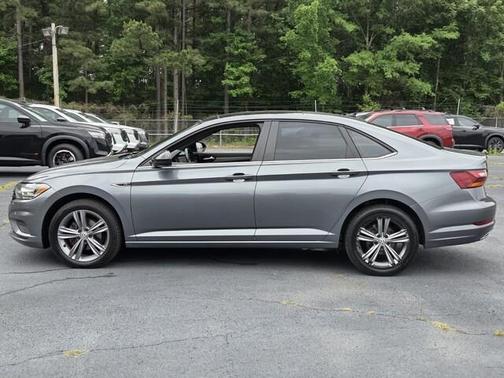 Platinum Gray Metallic 2019 Volkswagen Jetta 1.4T R-Line