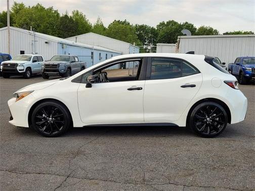 2022 Toyota Corolla Hatchback SE Nightshade