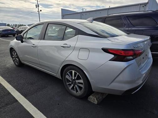2023 Nissan Versa 1.6 SV