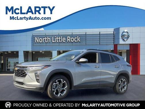 Sterling Gray Metallic 2024 Chevrolet Trax LT