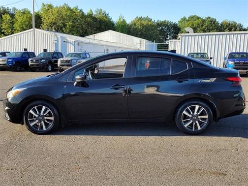 2021 Nissan Versa 1.6 SV