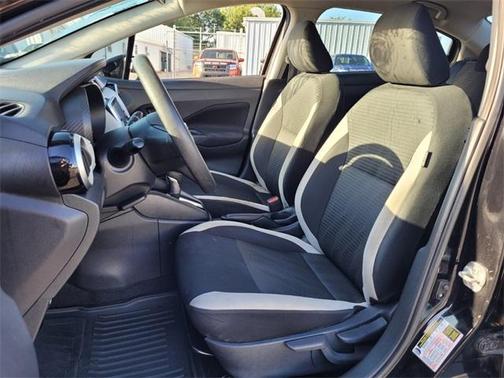 2021 Nissan Versa 1.6 SV