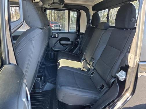 2020 Jeep Gladiator Sport