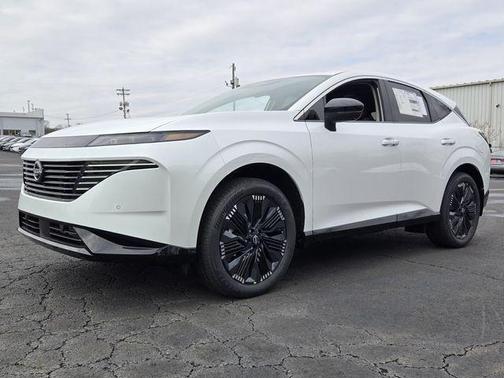 Everest White P 2026 Nissan Murano Platinum