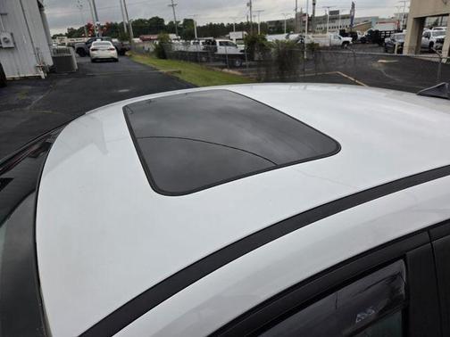 Ceramic White 2021 Hyundai ELANTRA HEV Limited