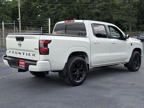 Glacier White 2026 Nissan Frontier SV