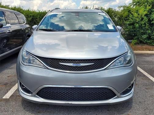 2018 Chrysler Pacifica Touring-L